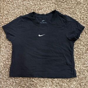 Nike girls crop Black Short Sleeve Tee